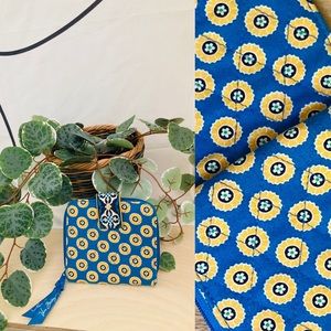 Vera Bradley Riviera Blue Wallet